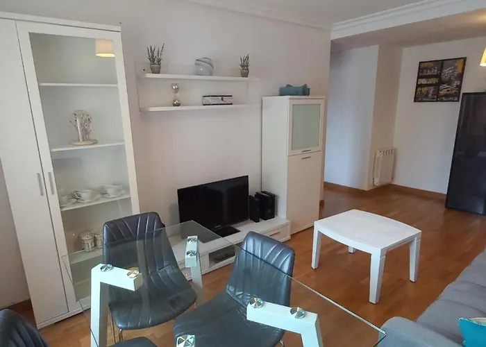 Con 2 Y 2 Banos Junto A *