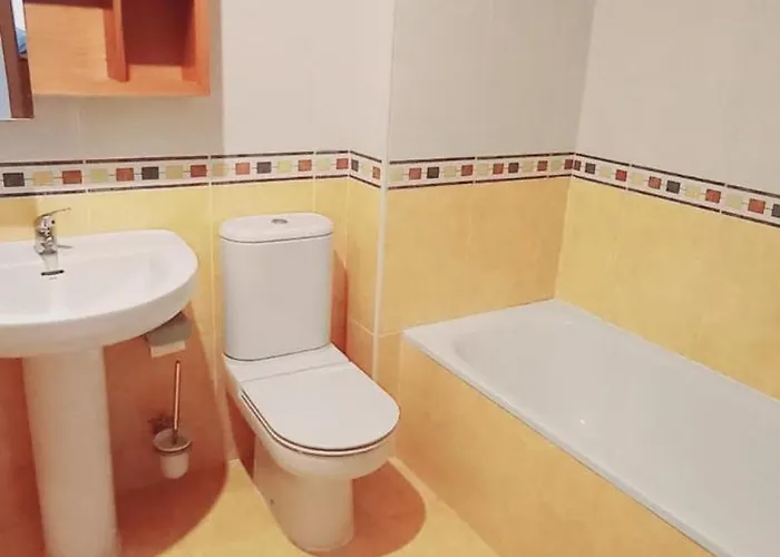 Con 2 Y 2 Banos Junto A * Βαγιαδολίδ