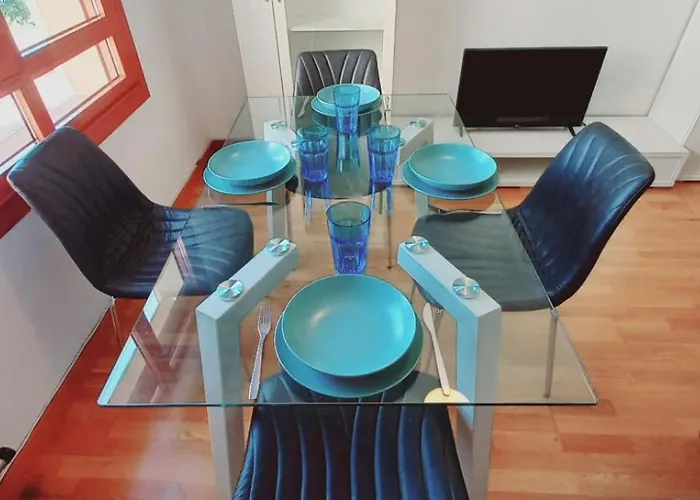 Con 2 Y 2 Banos Junto A Διαμέρισμα